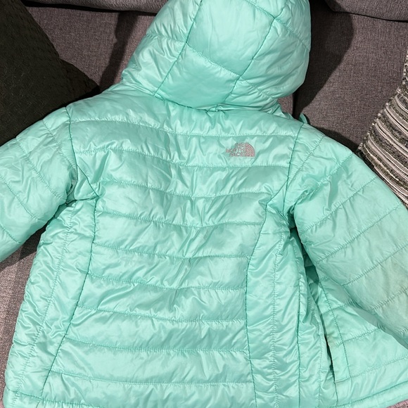 Mint/Green The NorthFace zip up Puffy - Picture 5 of 8